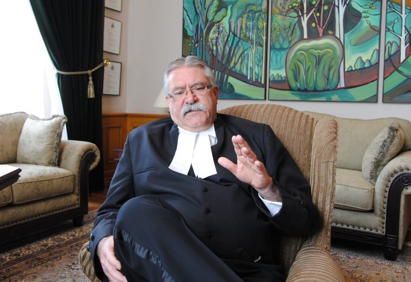 Profile: How Ontario Speaker Dave Levac keeps calm and orders on