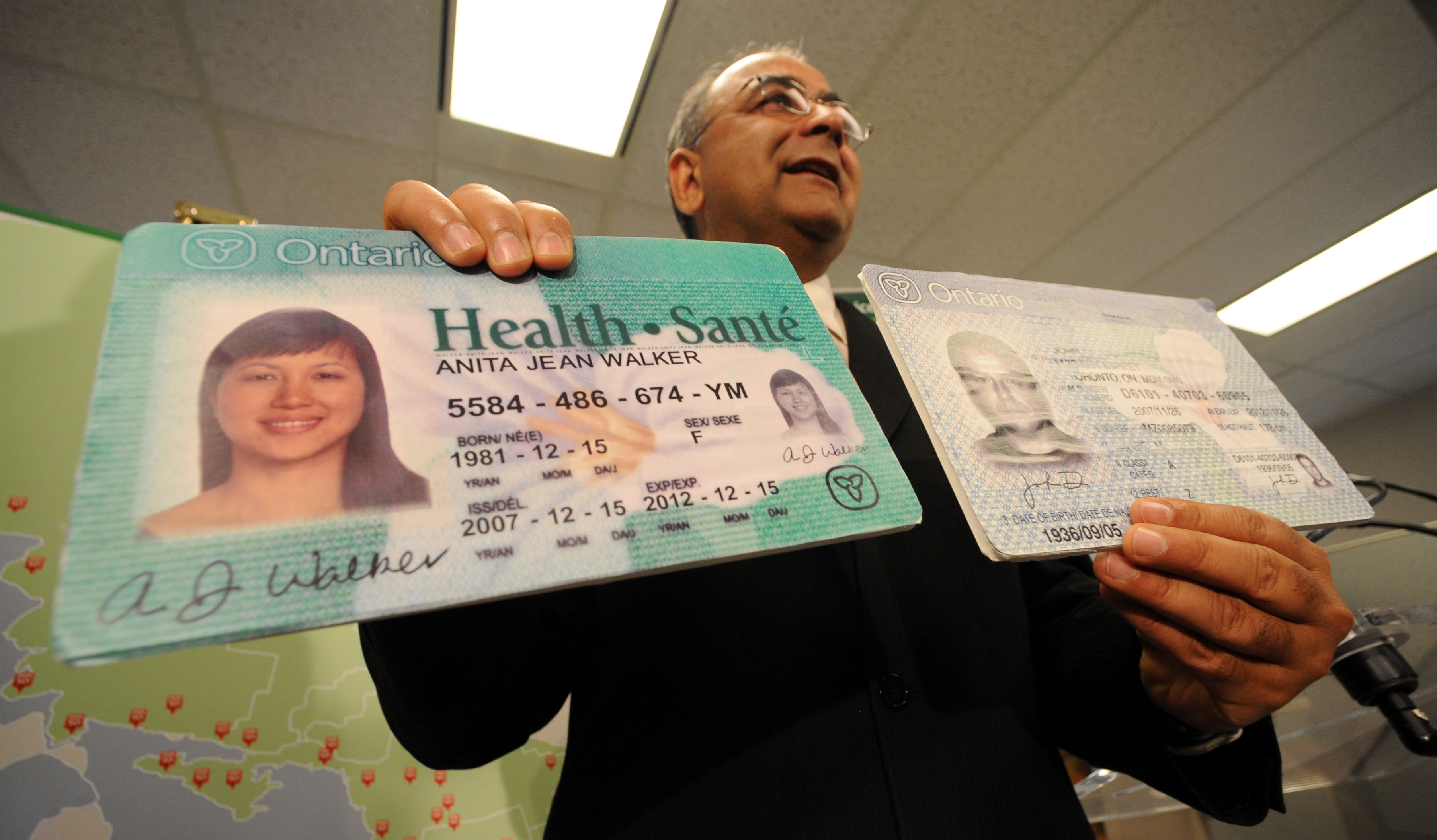 Ontarians must switch to new health cards by July 1 or pay upfront for OHIP services