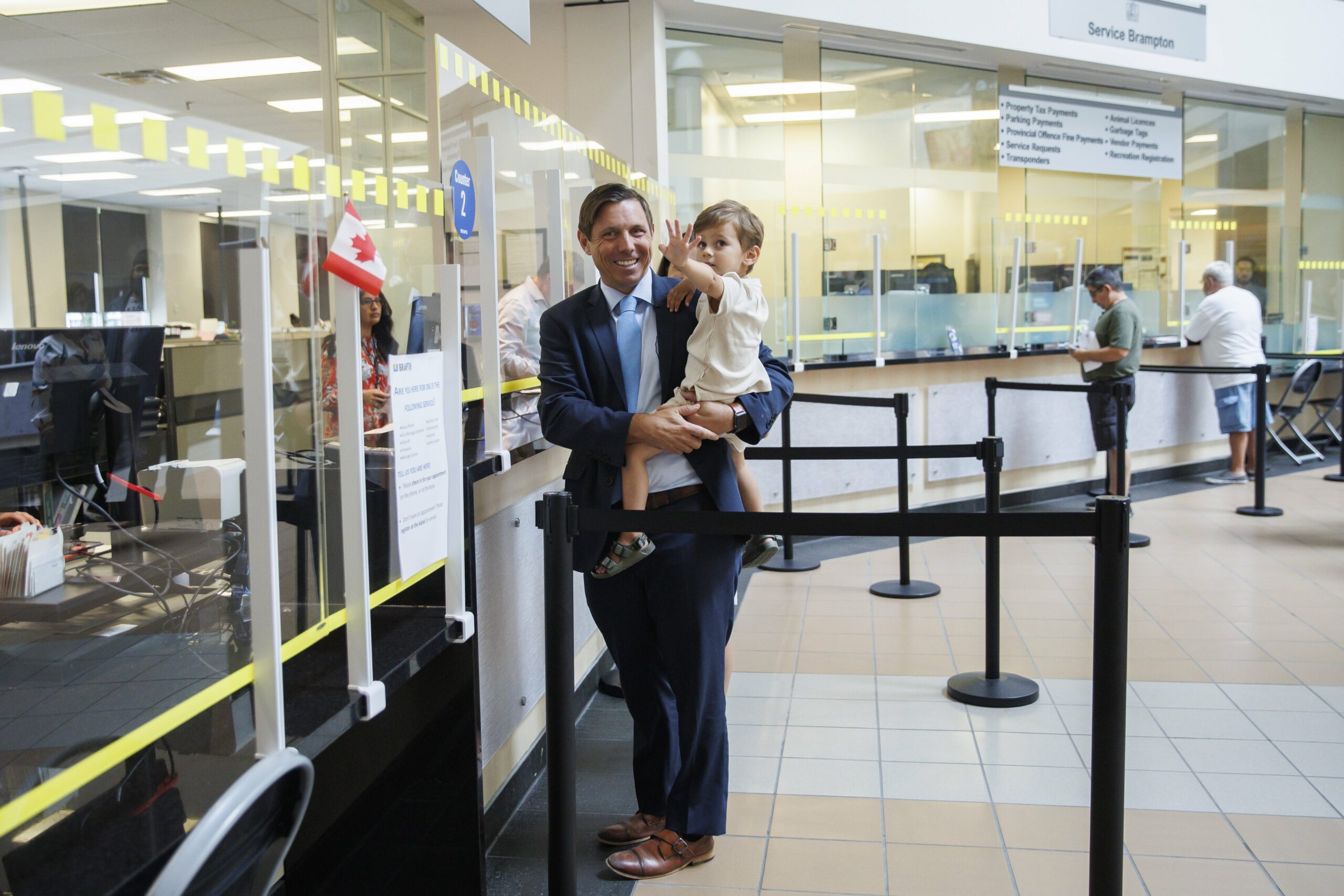 Patrick Brown has 'overwhelming' early lead in Brampton mayoral race: poll