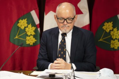 Ontario's top doctor 'strongly' recommends masks, warns mandate on table